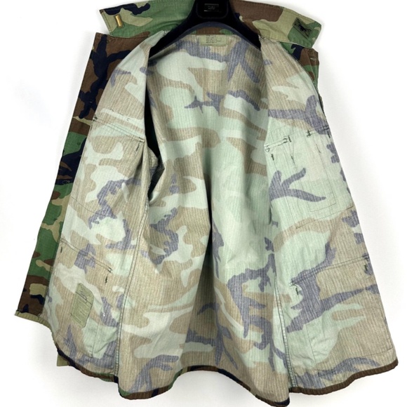 Vintage 1980’s 1990’s Woodland Camouflage Combat Army Jacket • Green / Brown M/L - Picture 10 of 10
